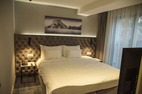 H41 Luxury Suites, Room