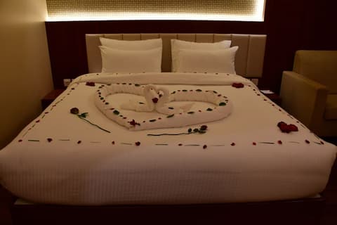 PRISTINE HOTEL, Room