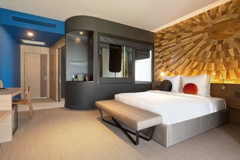 SUN & MOON, Riverside Hotel, Room