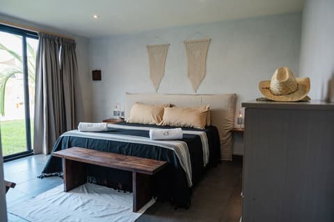 Bora Boutique - Adults Only