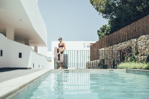 Cala Lanuza Suites, Outdoor pool