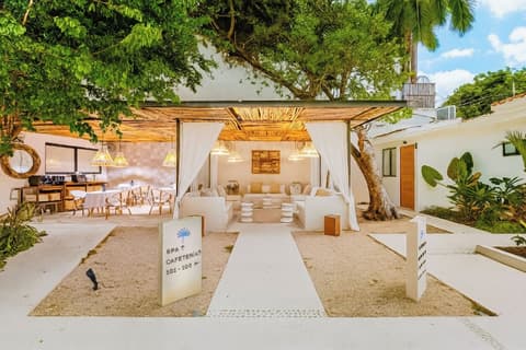 Malish Hotel & Spa Luxury Edition