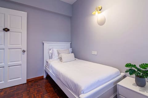 Star Regency by Plush