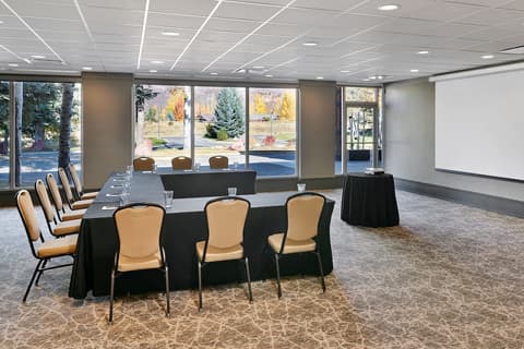 The Inn at Aspen, Meeting facility