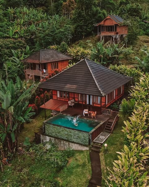 Munduk Menir Villas, Exterior