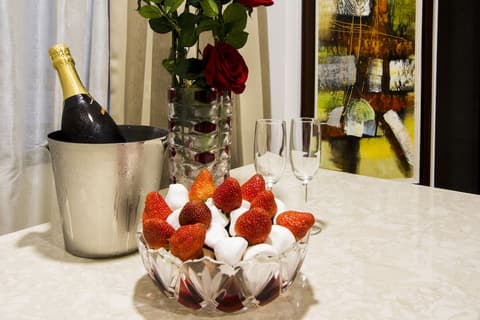 VR Queen Street - Hotel & Suites