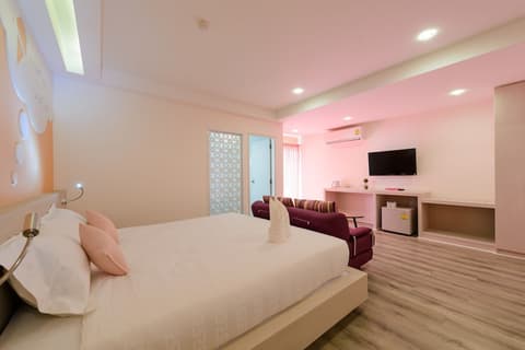 The Tint at Phuket town, Room