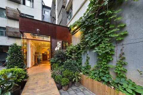 Nostalgia Hotel（Beijing Yonghe Lama Temple）