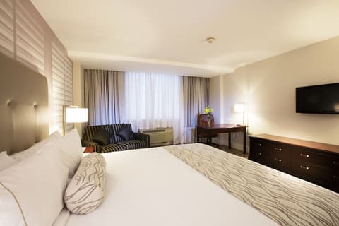 Krystal Satélite María Bárbara