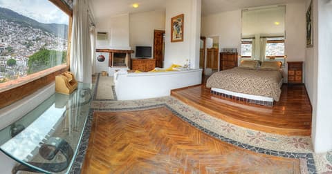 Hotel-Museo Posada de la Misón, Room