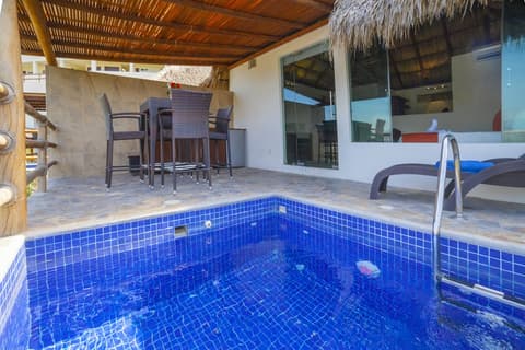 Princess Mayev Hotel, Private kitchen