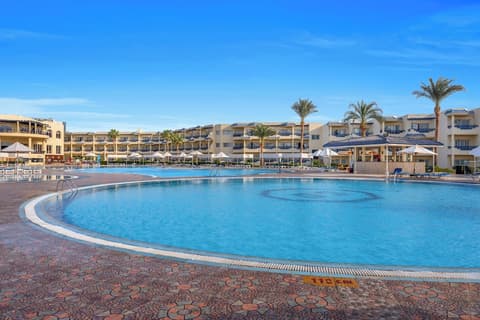 Grand Oasis Resort