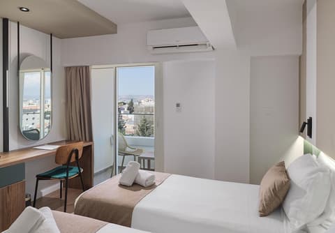 Pefkos Hotel