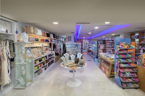 Oceanis Hotel, Gift shop