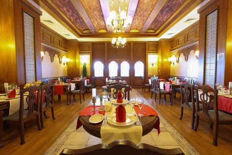 Crystal De Luxe Comfort Collection, Restaurant