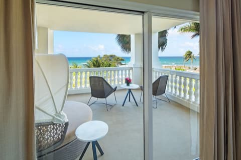 Hyatt Zilara Rose Hall - Adults Only - All Inclusive, Terrace/patio