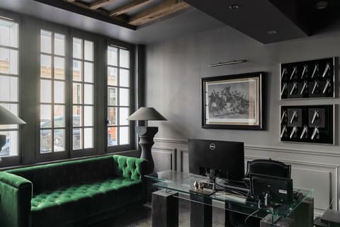 Hotel Saint-Louis en L'Isle - Notre-Dame, Reception