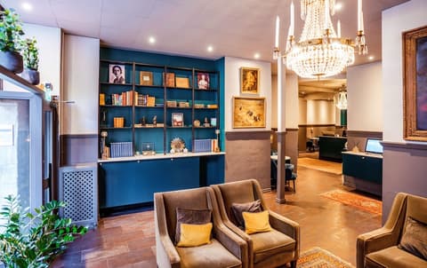 Queen's Hotel by First Hotels