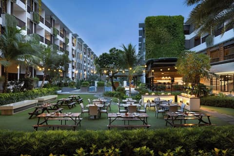 Courtyard By Marriott Bali Seminyak Resort