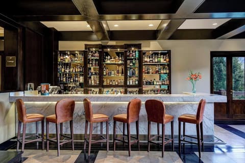 Arelauquen Lodge, A Tribute Portfolio Hotel, Lobby lounge