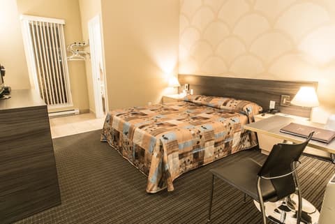 Falcon Motel Brossard