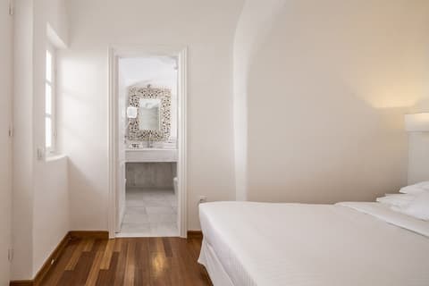 Canaves Oia Suites - Small Luxury Hotels of the World, Room