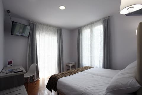 Casual Bilbao Gurea, Room