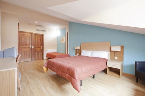 Hotel El Mirador Puerta del Sol, Room