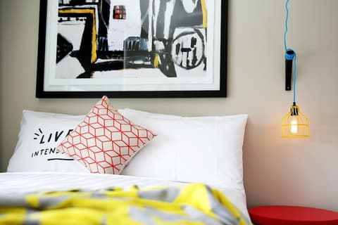 The Larwill Studio Melbourne - Art Series, Room