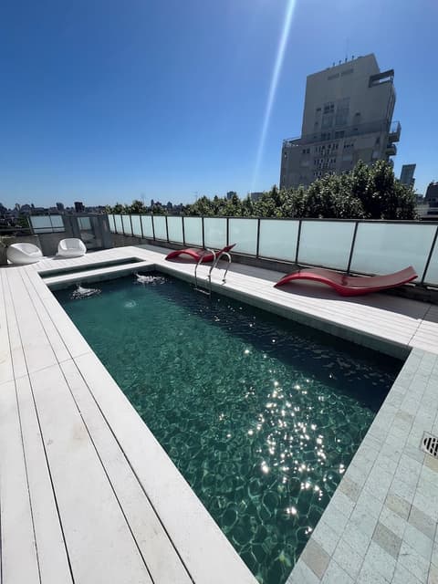 Pleno Palermo Soho, Pool