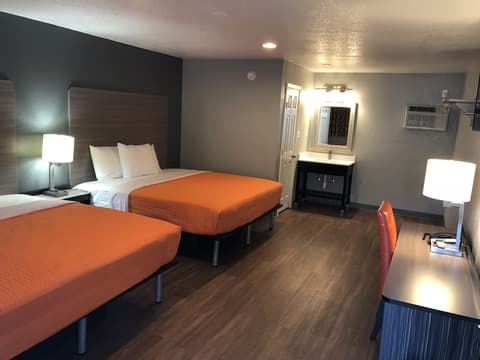 Super 8 by Wyndham Sonora, Room