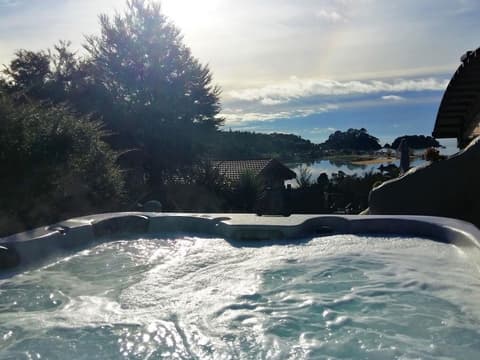 Kimi Ora Eco Resort