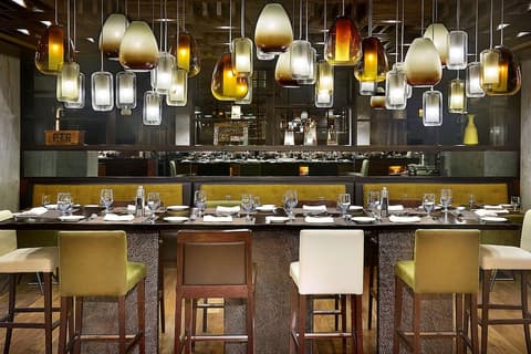 DoubleTree by Hilton Riyadh - Al Muroj Business Gate, Restaurant