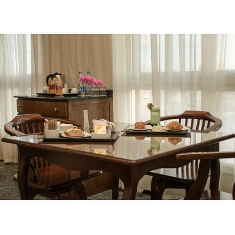 Cherry Maryski Hotel