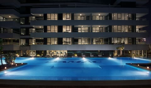 DAMAC Maison Canal Views