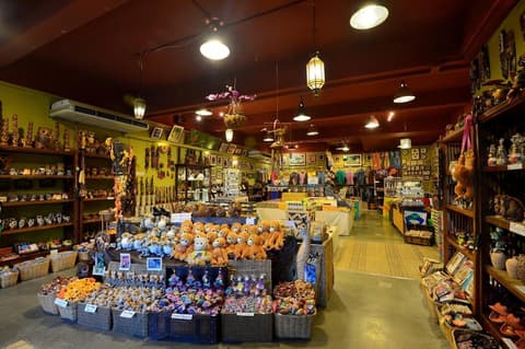 Asiana Hotel, Gift shop
