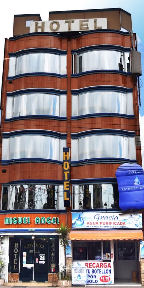 Hotel Miguel Angel Terminal Quitumbe