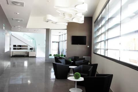 Sercotel Hola Tafalla, Reception