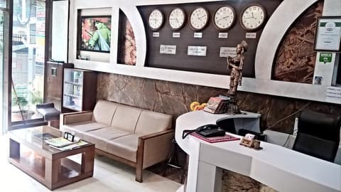 Hotel Su Shree Continental, Reception