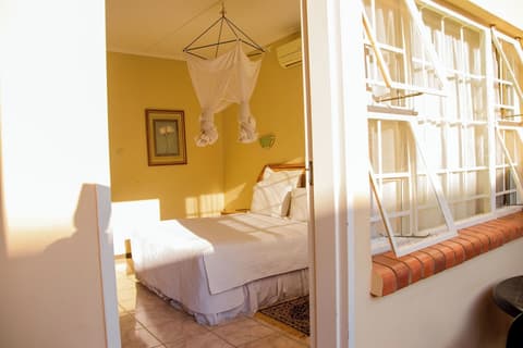 Mosi-O-Tunya Executive Lodge, Room