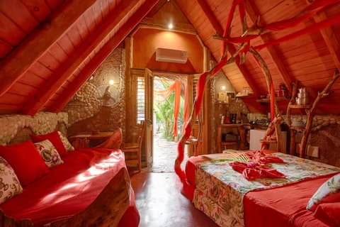 CHALET TROPICAL Hotel & Pool Bar Restaurant
