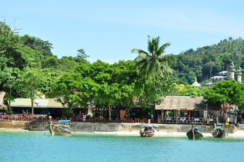 Phi Phi Rimlay Cottage