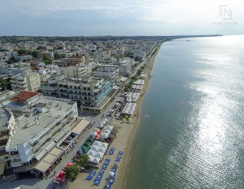 Eantos Studios and Suites