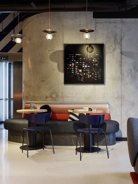 Tribe Paris Saint Ouen, Reception