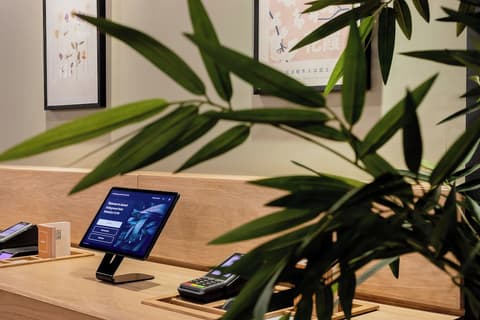 Zedwell Underground Hotel Tottenham Court Road