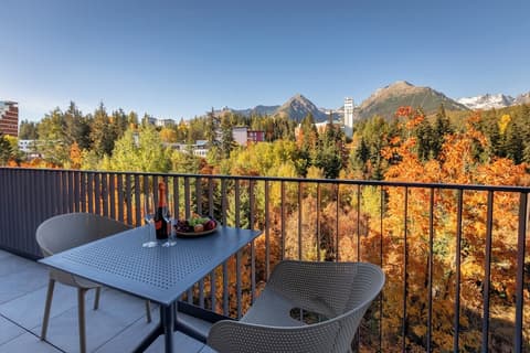 APLEND Lake Resort