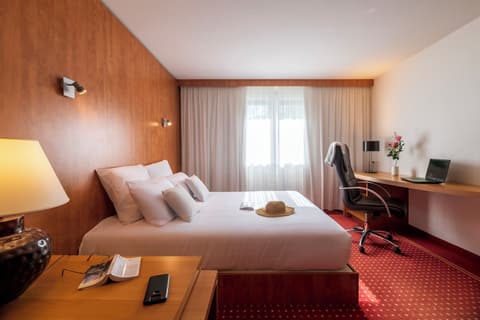 CERISE Bordeaux Mérignac Aéroport