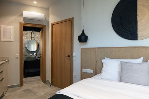 Chapter 02 Gallery Suites