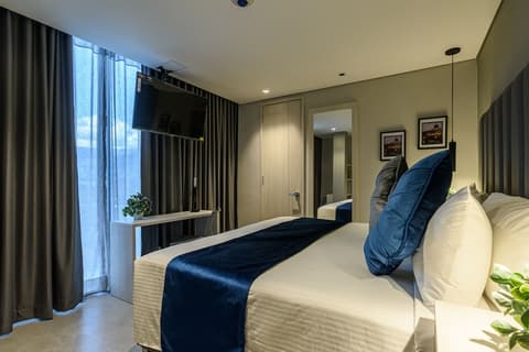 4 Sur Hotel