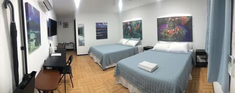 Island Hopper Hotel, Room